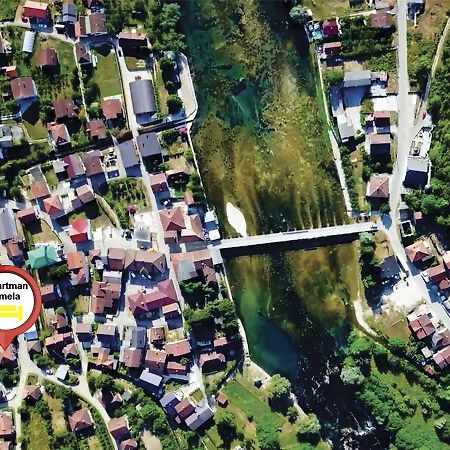 Apartman Amelaa Kulen Vakuf Eksteriør bilde
